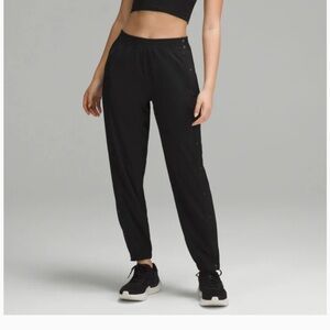 Lululemon 6 Black Track Joggers